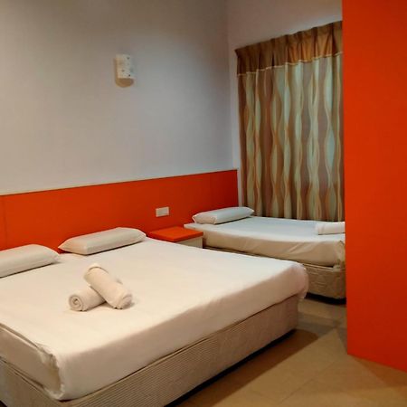 פורט דיקסון Akar Beach Resort מראה חיצוני תמונה