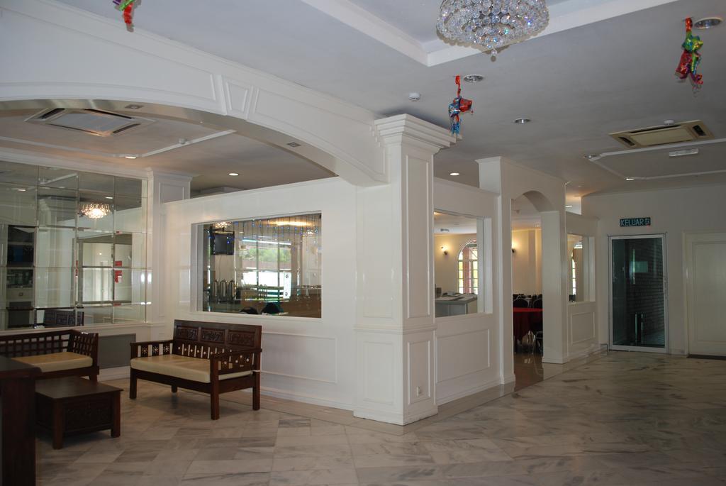 פורט דיקסון Akar Beach Resort מראה חיצוני תמונה