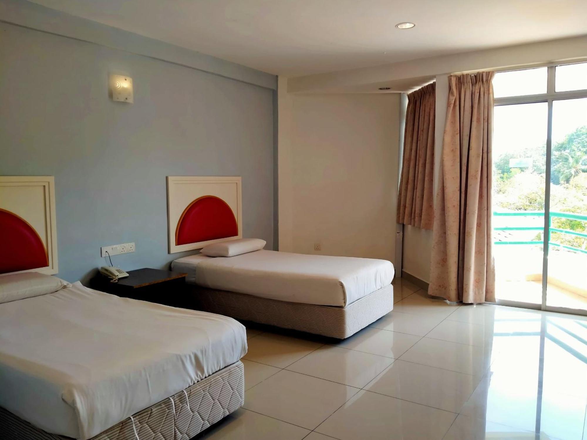 פורט דיקסון Akar Beach Resort מראה חיצוני תמונה