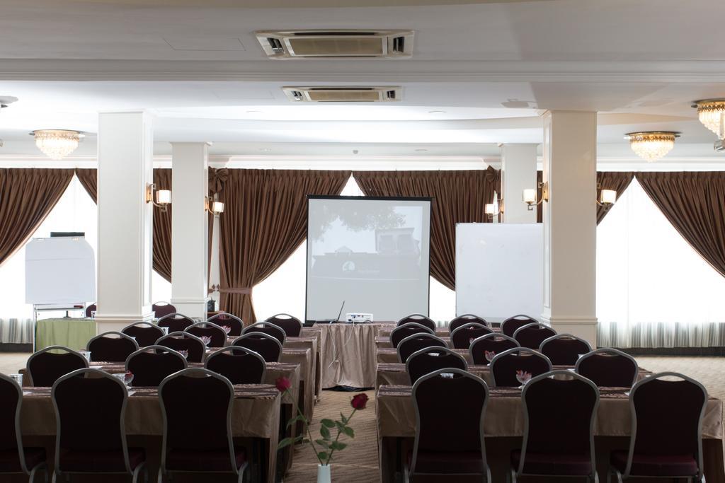 פורט דיקסון Akar Beach Resort מראה חיצוני תמונה