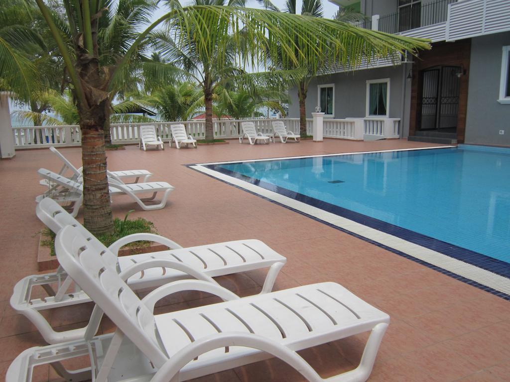 פורט דיקסון Akar Beach Resort מראה חיצוני תמונה